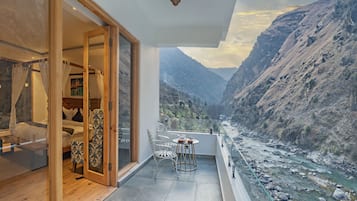 Luxe kamer, balkon, uitzicht op rivier | Kameruitzicht