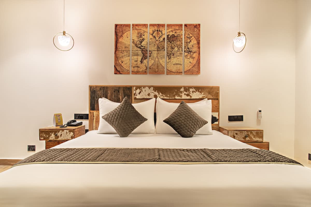 Blackout curtains, free WiFi, bed sheets, wheelchair access