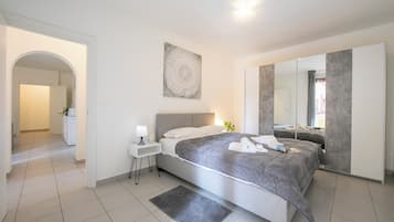 1 Schlafzimmer, BĂŒgeleisen/BĂŒgelbrett, kostenloses WLAN, BettwĂ€sche