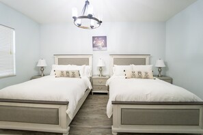 4 chambres, lit de bébé portatif, accès au Wi-Fi (inclus)