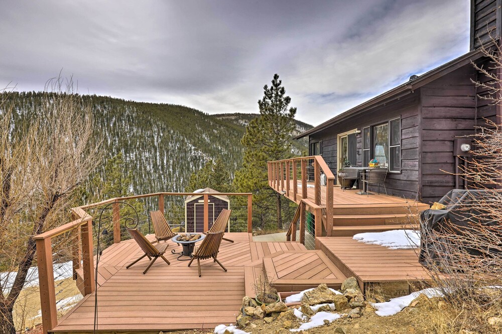 Idaho Springs Retreat w/ Deck, Mountain Views