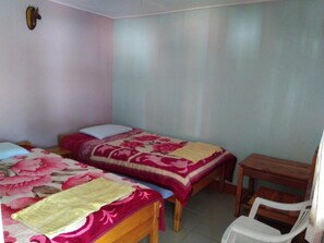 Standard Room | Bed sheets