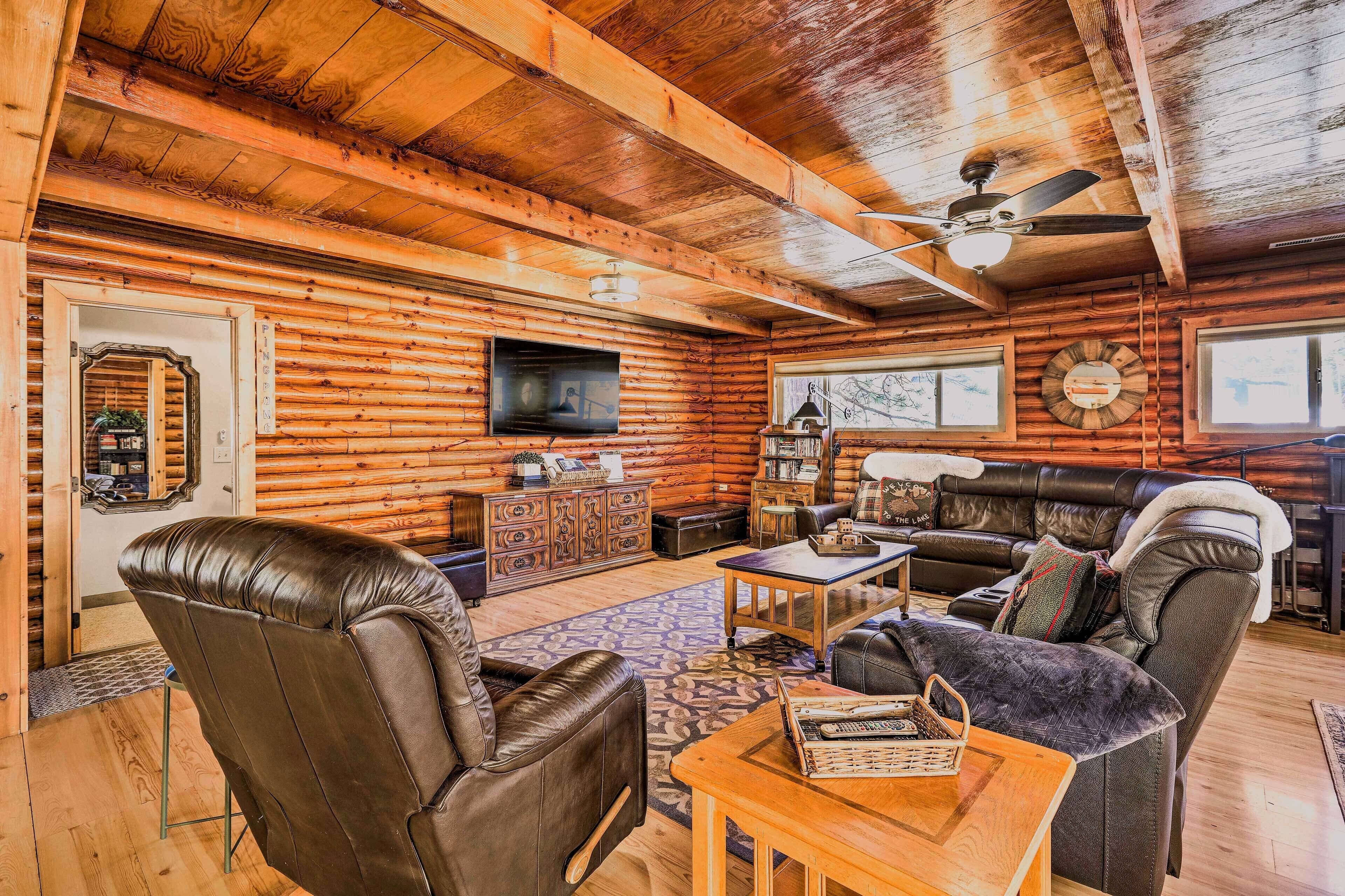Dog-Friendly Kings Beach Log Cabin w/ Hot Tub!