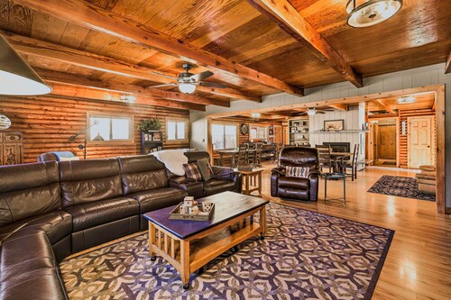 Dog-Friendly Kings Beach Log Cabin w/ Hot Tub!
