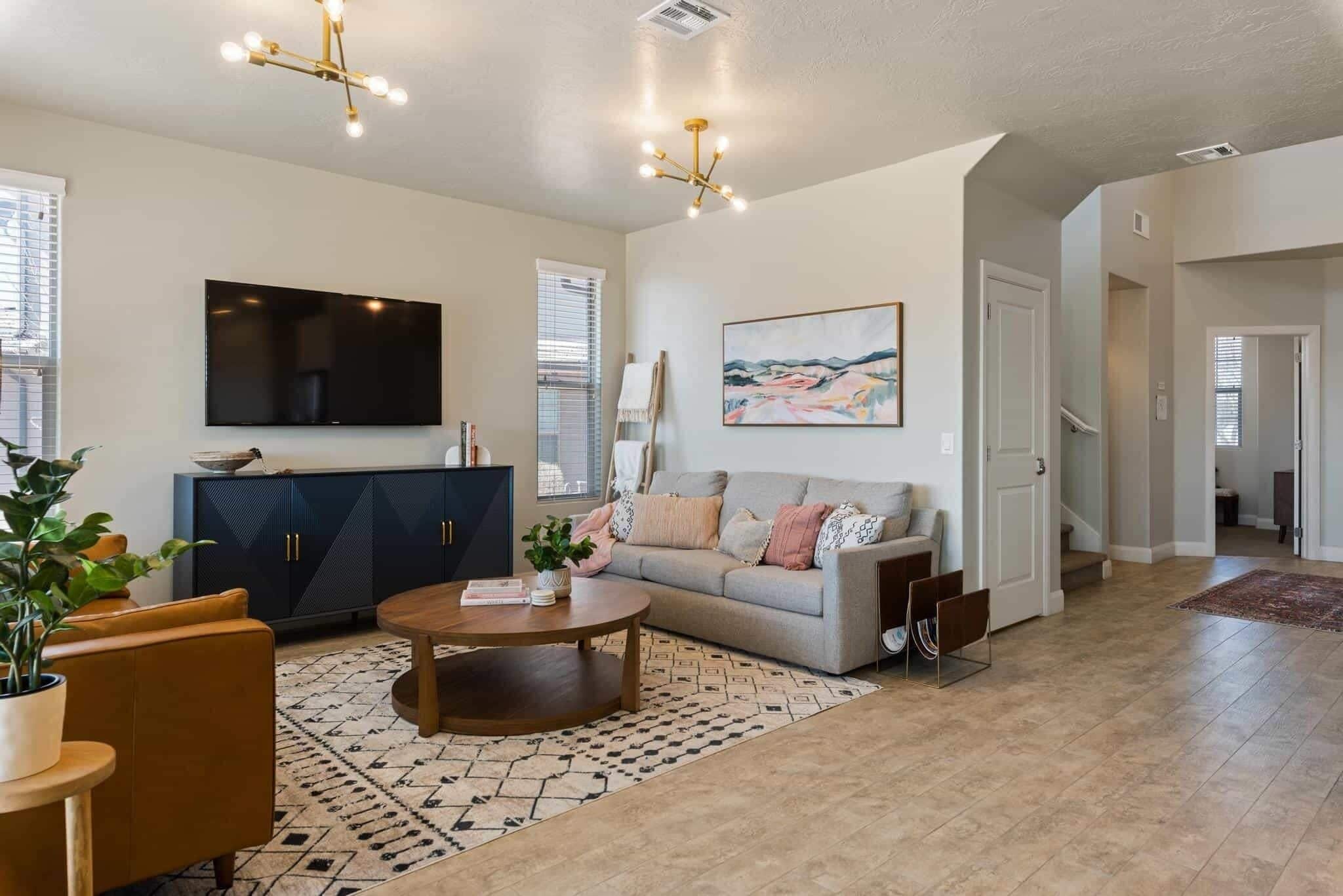 Stadtwohnung, 4 Schlafzimmer | Wohnbereich | Smart-TV