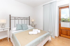 4 habitaciones, wifi gratis y ropa de cama 