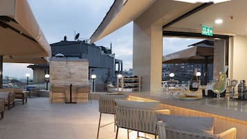 Teras rooftop