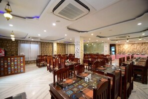 Dining - The Heritage Palace (Jaipur)