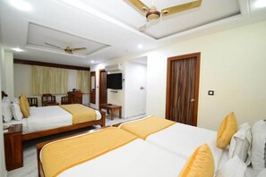 Room - The Heritage Palace (Jaipur)