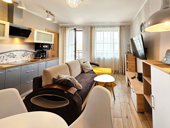 TV - Róży Wiatrów (SK30) - SK30 (Swinoujscie)