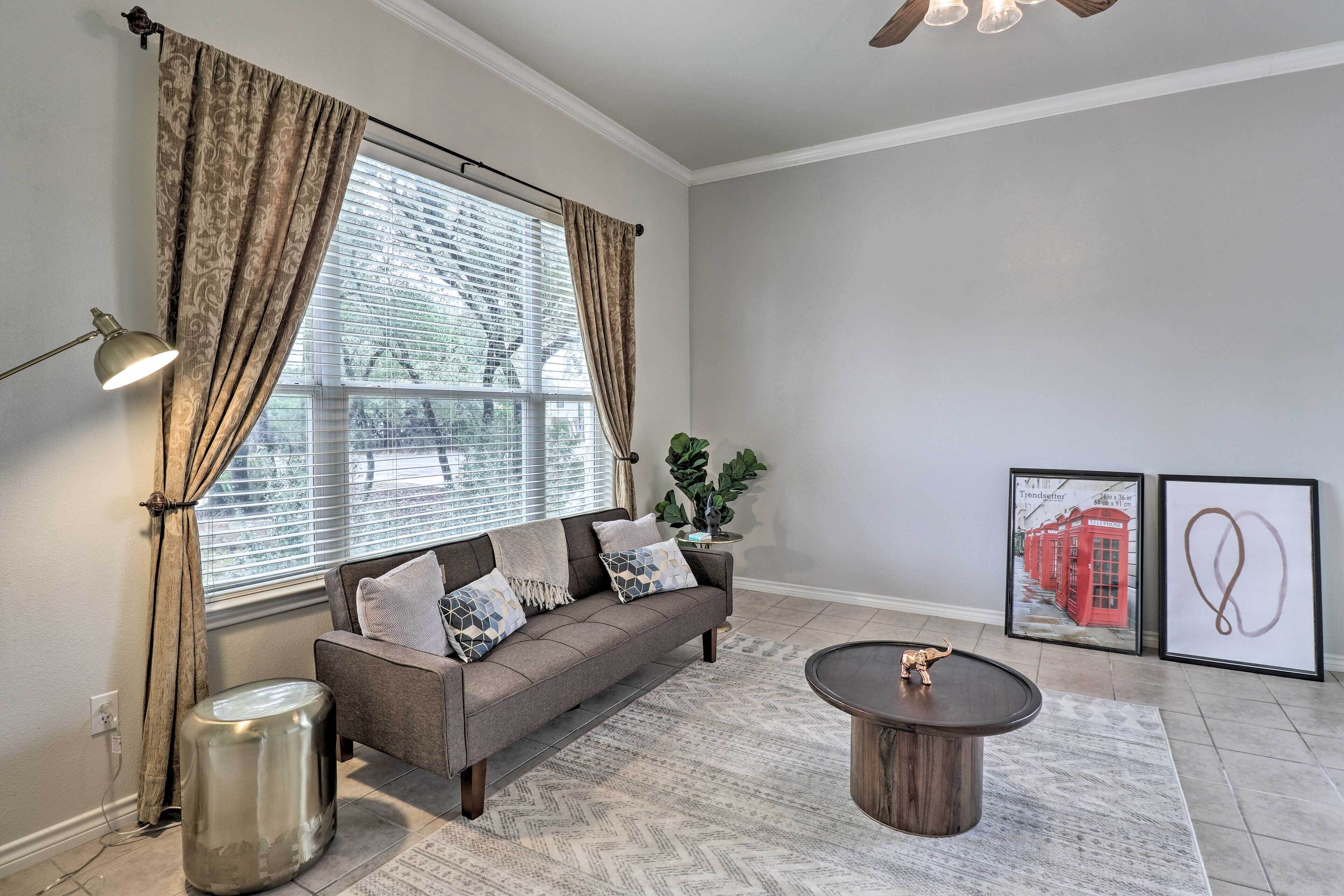 Airy Villa w/ Gas Grill, Deck & Lake Views!