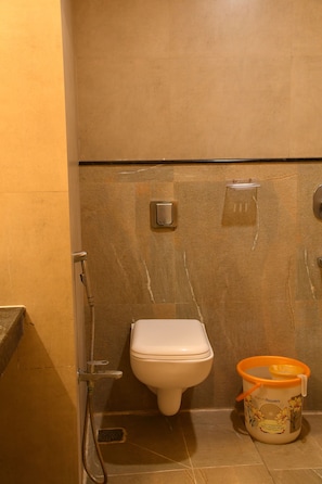 Shower, towels