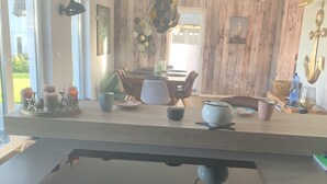 Private kitchen - Walking distance to the beach, Baltic Sea between Wismar and Boltenhagen (Wallbox at the house) (Hohenkirchen OT Beckerwitz)
