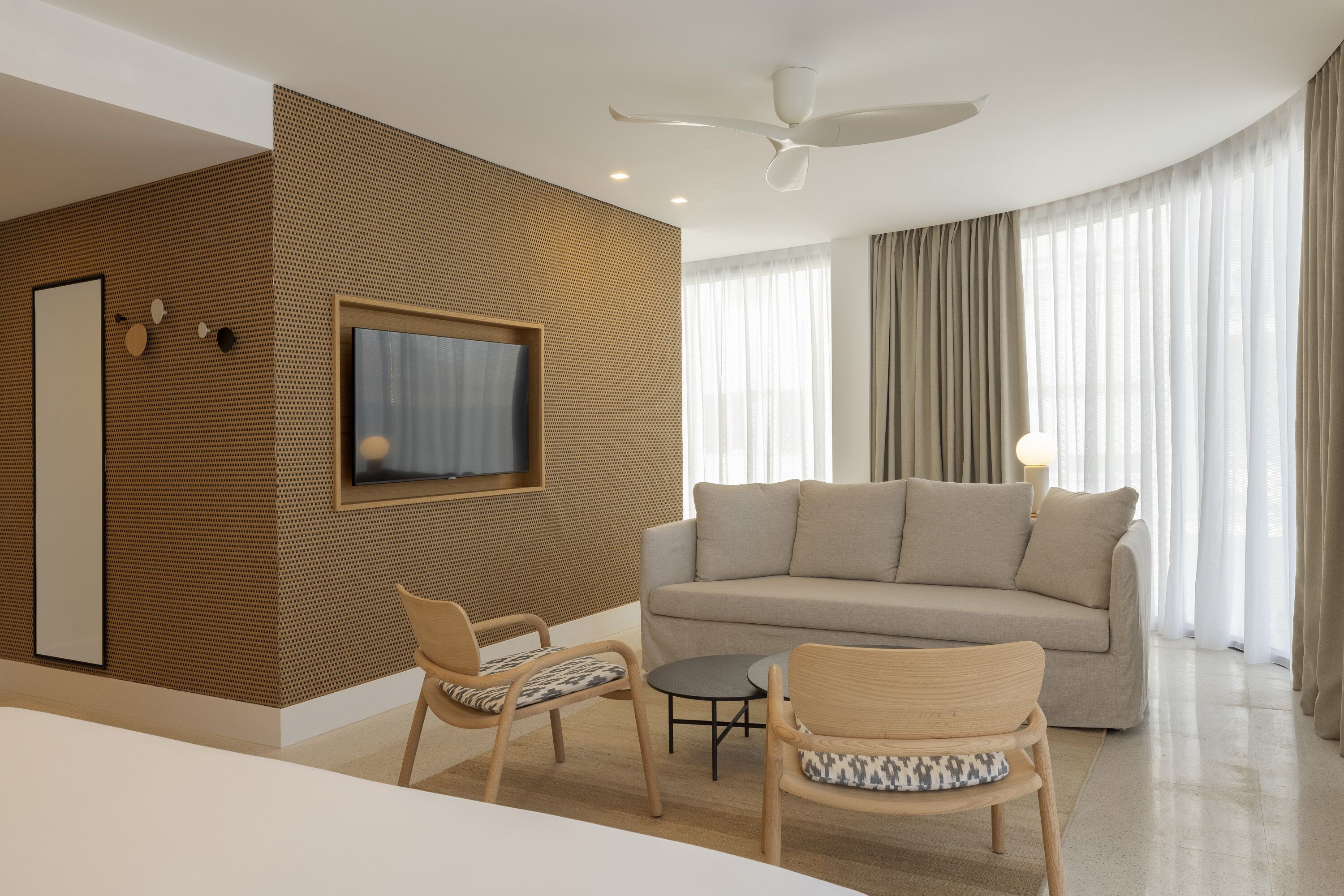 1 bedroom, premium bedding, in-room safe, laptop workspace