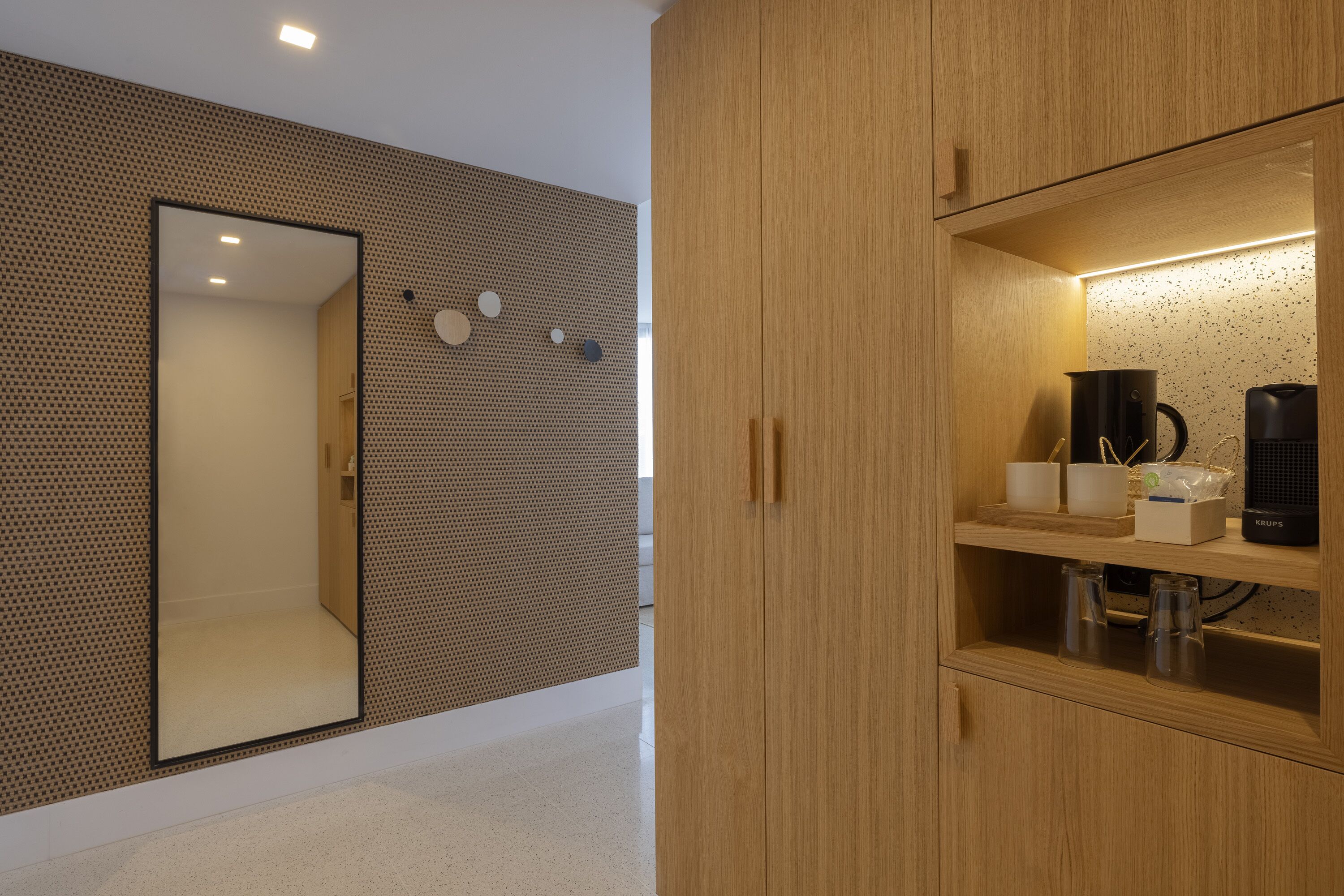 1 bedroom, premium bedding, in-room safe, laptop workspace