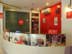 Lobby - OYO Rooms Inside Udaipole (Udaipur)