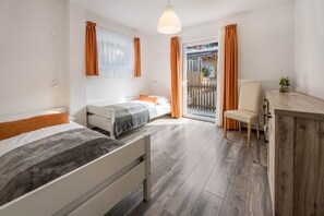 2 bedrooms, free WiFi, bed sheets