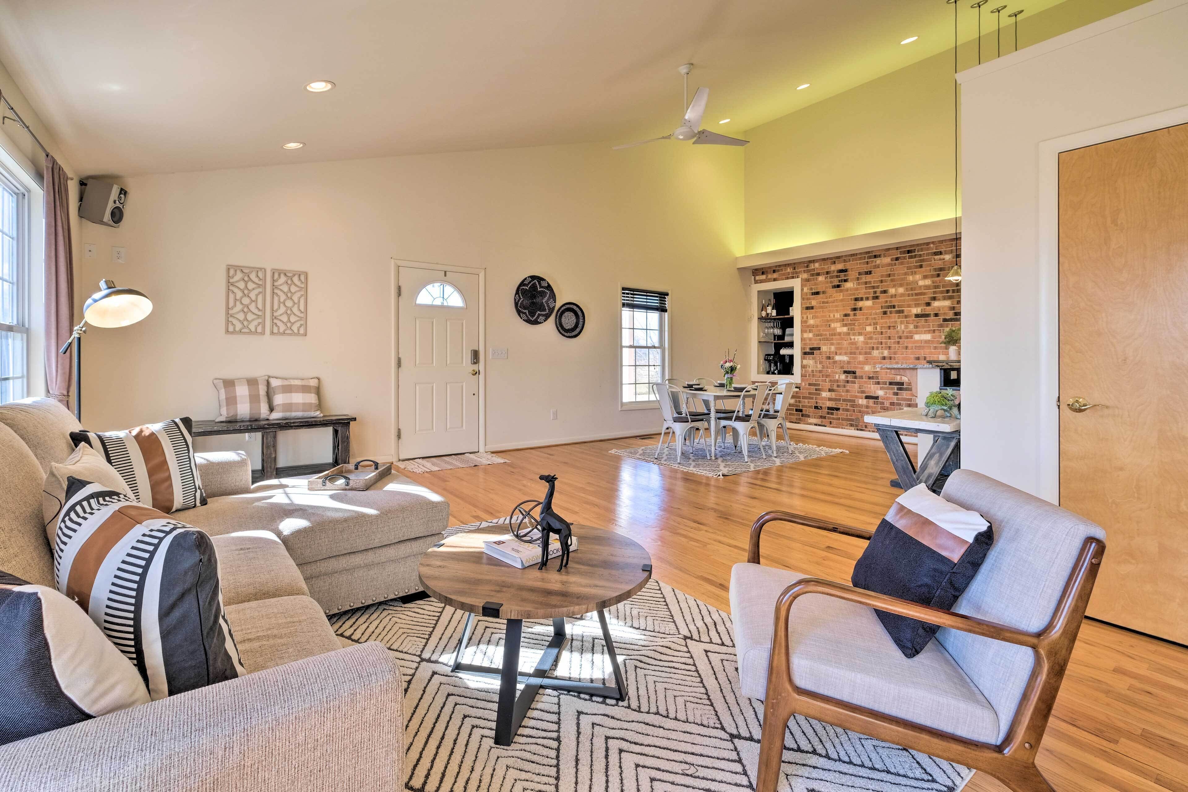 Pet-Friendly Cottage with Game Room & Fire Pit!