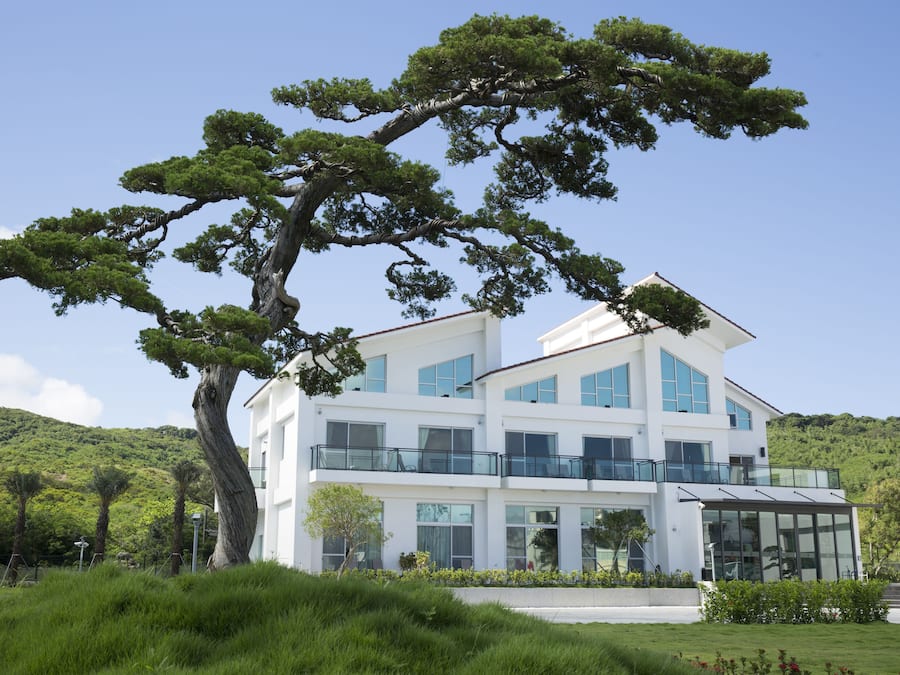 Fachada da propriedade