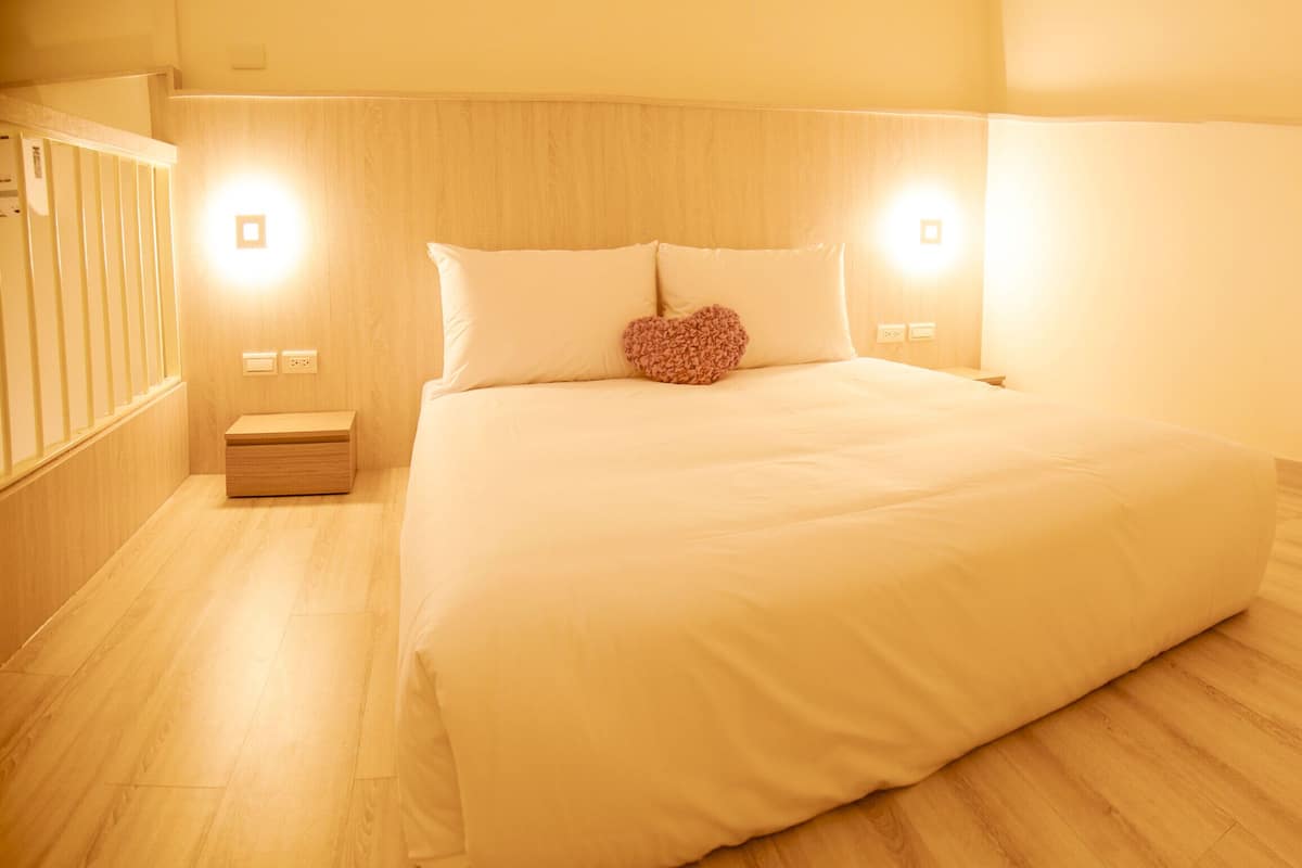 Comfort Dört Kişilik Oda, 2 Çift Kişilik Yatak, Deniz Manzaralı, Asma Kat | Odada kasa, çarşaf takımı