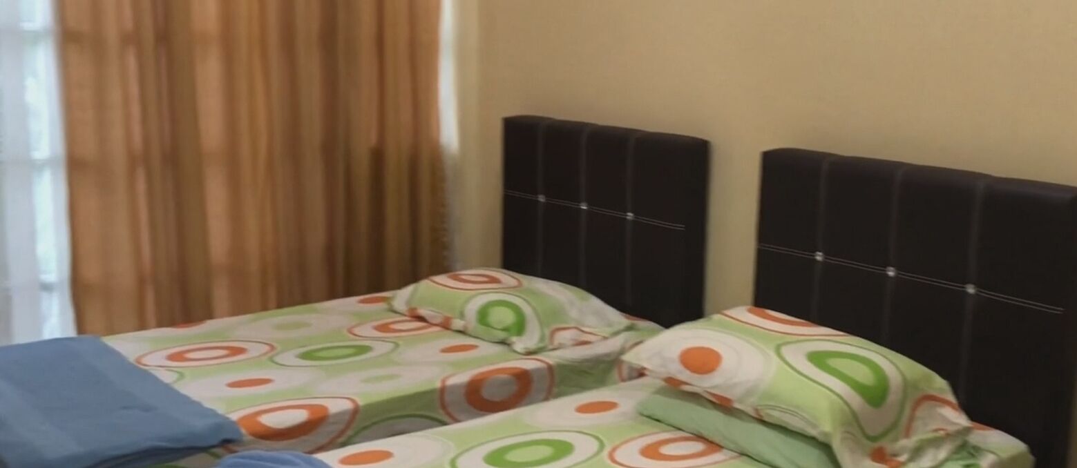 6 makuuhuonetta, silitysrauta/-lauta, ilmainen Wi-Fi