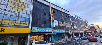 OYO 90461 Melawati Times Inn