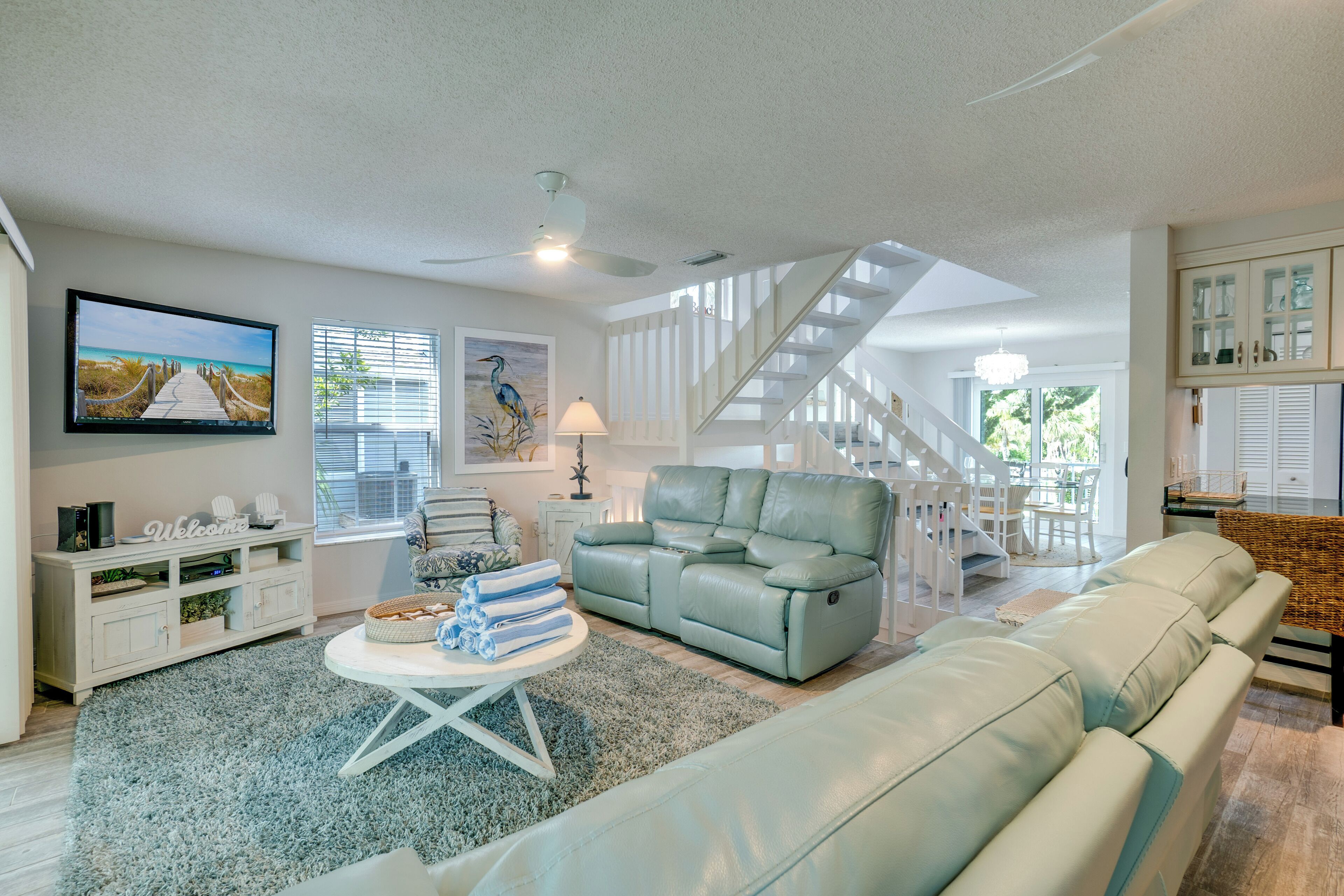 Holmes Sweet Holmes by SeaBreeze Vacation