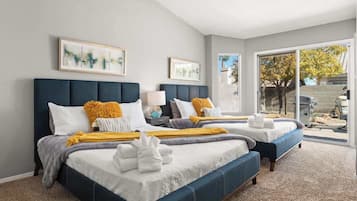 3 habitaciones, tabla de planchar con plancha, cuna de viaje y wifi