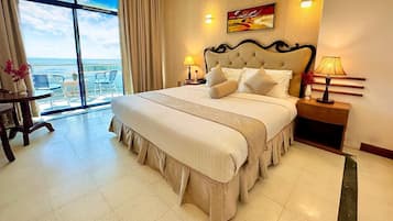 Superior Double Room, 1 King Bed, Non Smoking, Bay View | Minibar, desk, laptop workspace, rollaway beds