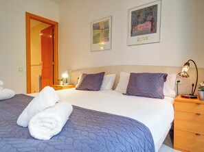 3 Schlafzimmer, Bügeleisen/Bügelbrett, kostenloses WLAN, Bettwäsche