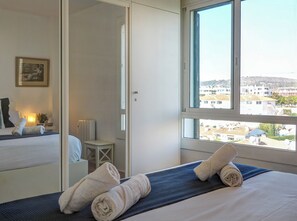 2 soverom, strykejern/-brett, wi-fi (inkludert) og sengetøy