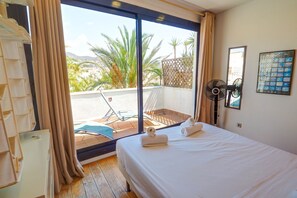 1 bedroom, iron/ironing board, free WiFi, bed sheets - Port Alegre Attic by Hello Homes Sitges (Sitges)