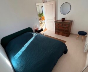 2 chambres, bureau, accĂšs au Wi-Fi (inclus)