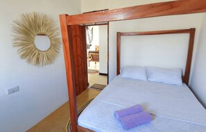 Quarto casal | Wi-Fi de cortesia, roupa de cama