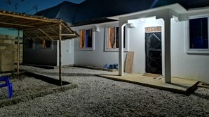 Pintu masuk hartanah