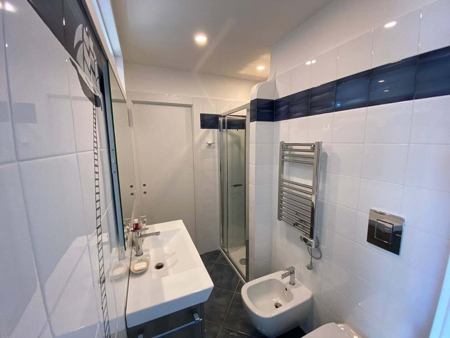 Casa vacanze La Miravè situata a Praiano, gioiello della Costiera Amalfitana..