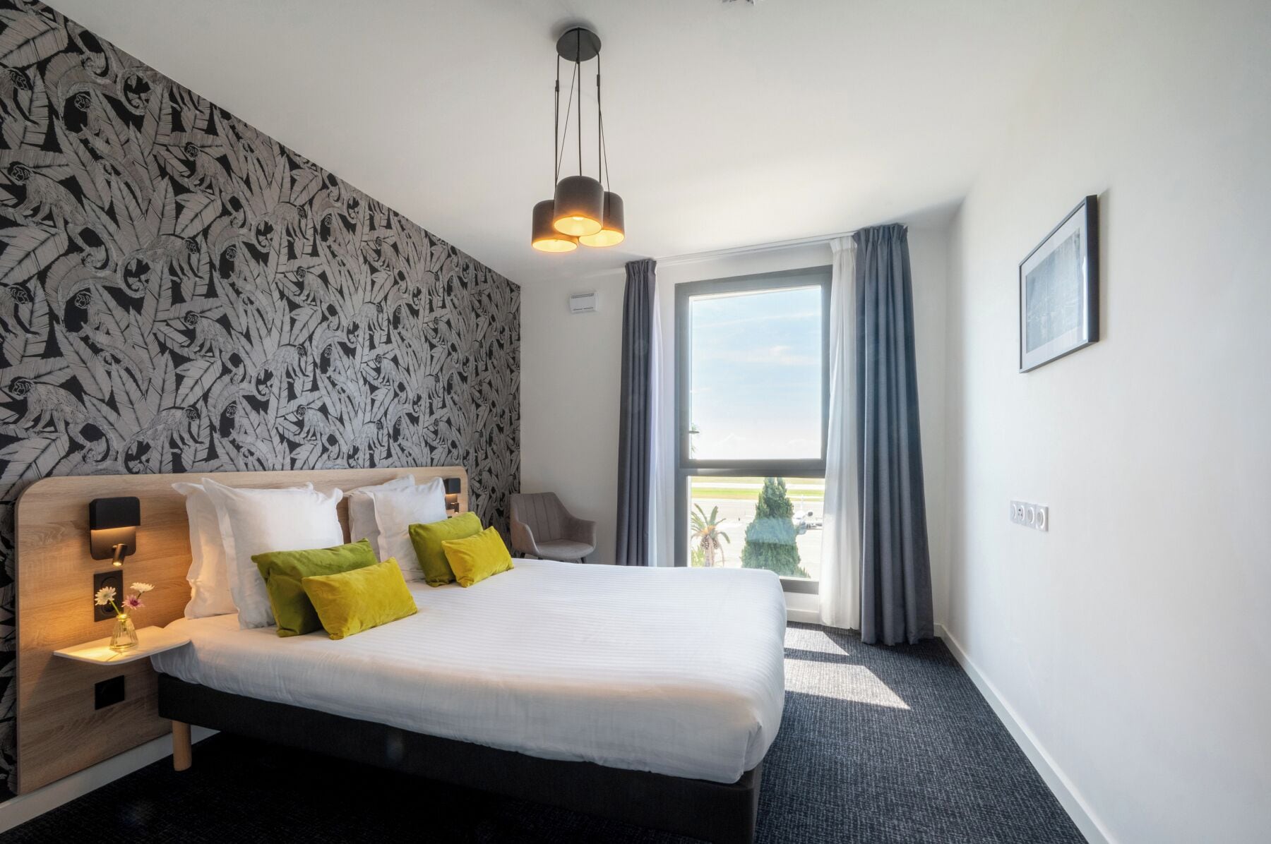 standard apartment | 1 bedroom, in-room safe, desk, blackout curtains