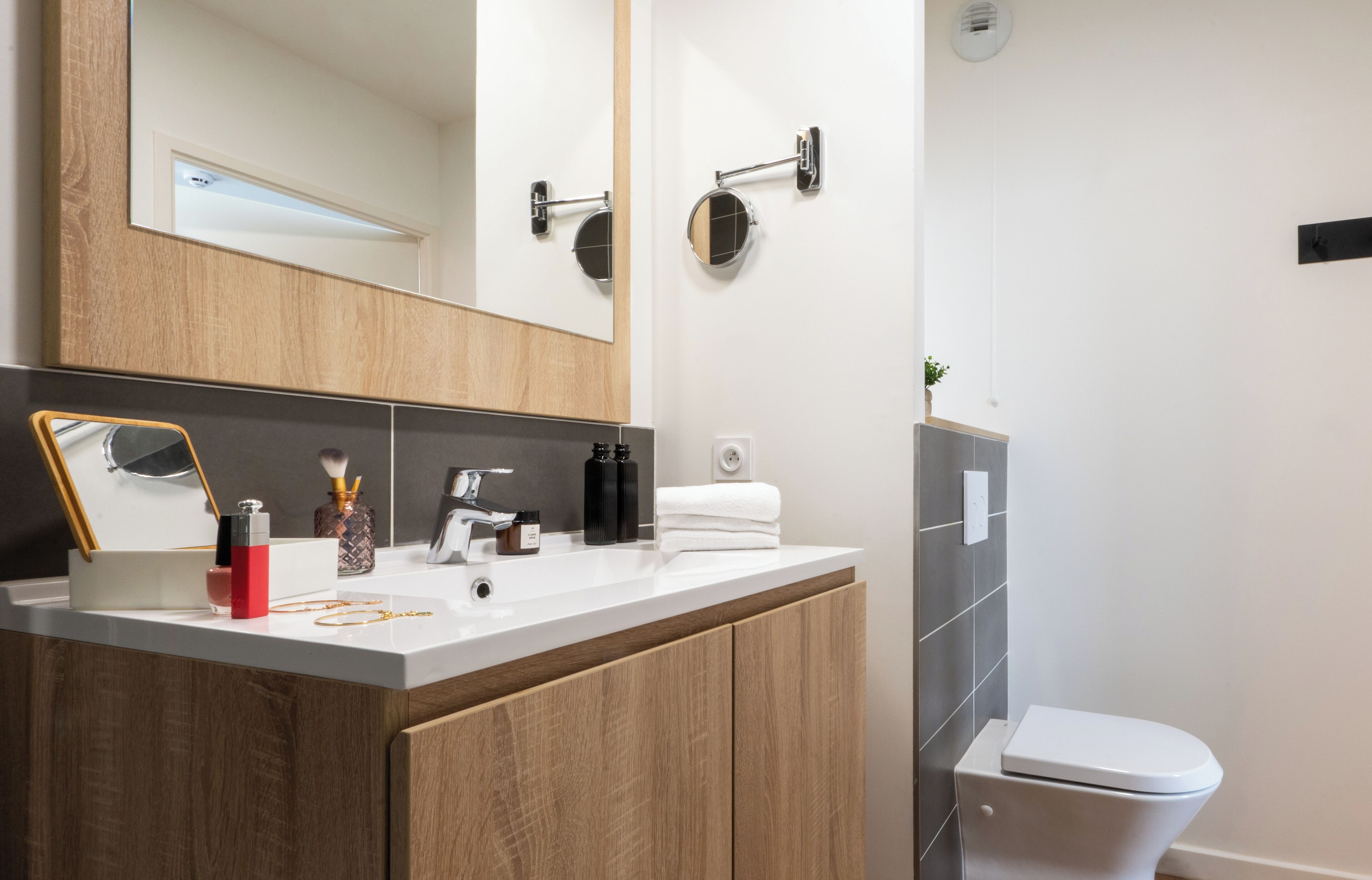 hair dryer, towels, soap, shampoo