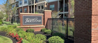 Spotless Monthly 2BR | Top Floor + Pool + Parking