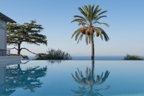 Outdoor pool - Luxury Villa Sarafina, Sorrento (Sorrento)