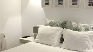 Blackout curtains, free WiFi, bed sheets