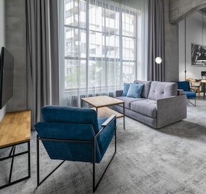 Loft 51 with mezzanine