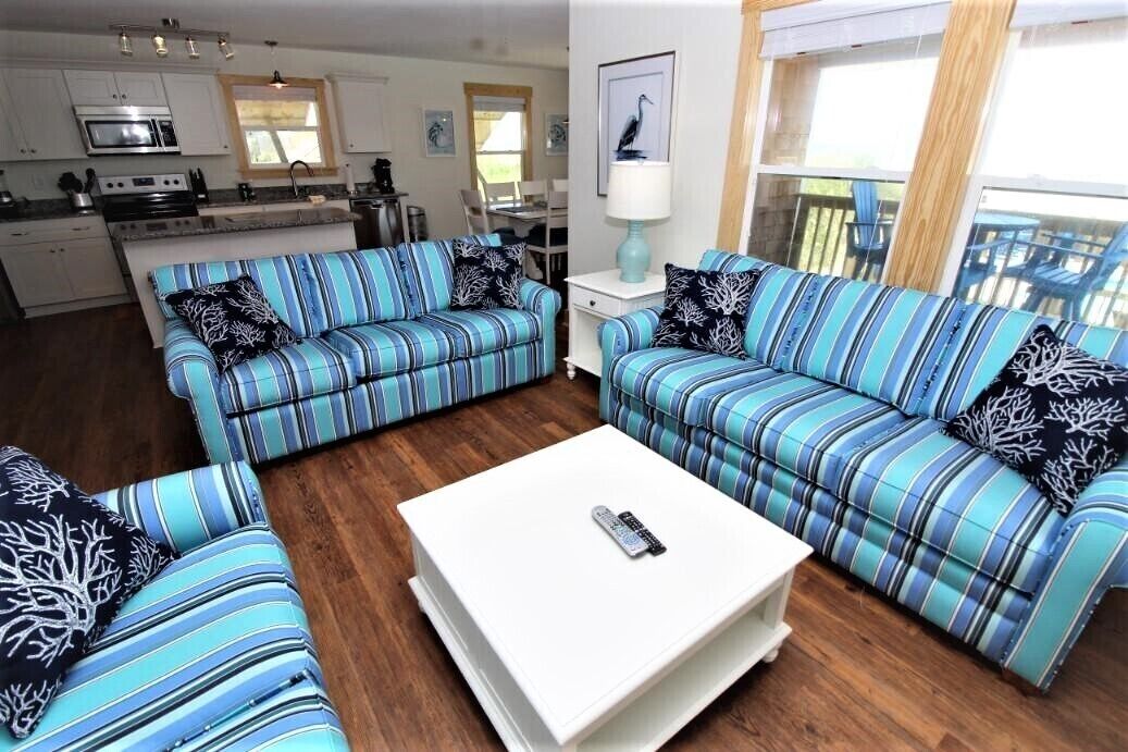 Whalebone Oceanfront 3 Bedroom Cottage B