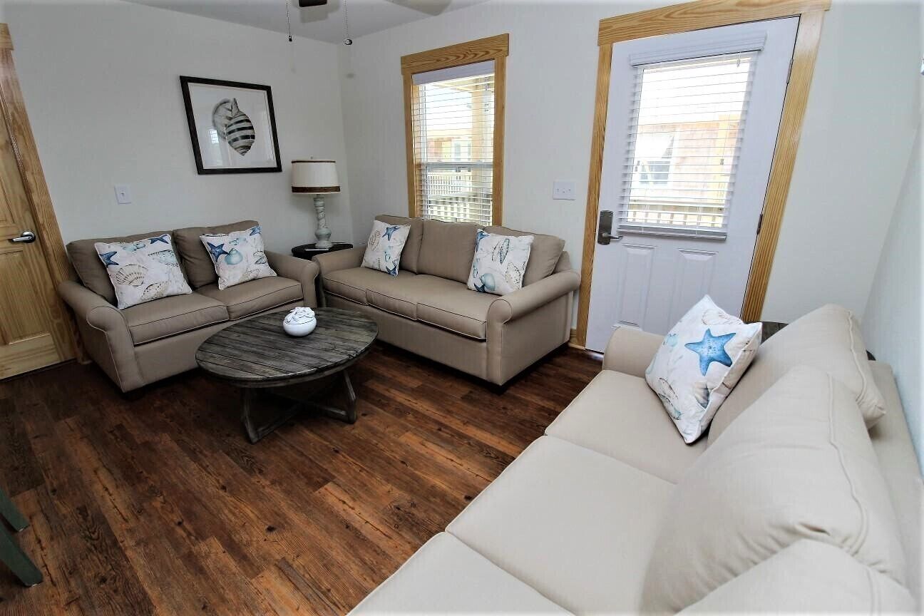 Whalebone Oceanside 3 Bedroom Cottage A