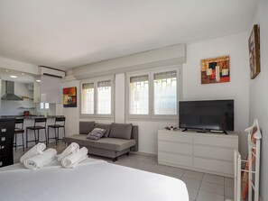 1 soverom, strykejern/-brett, wi-fi (inkludert) og sengetøy