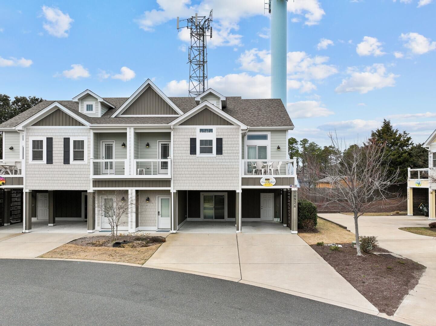 Home on the Banks at Beacon Villas 4 Bedroom Townhouse