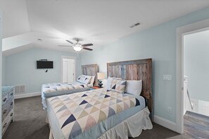 4 bedrooms, iron/ironing board, free WiFi, bed sheets