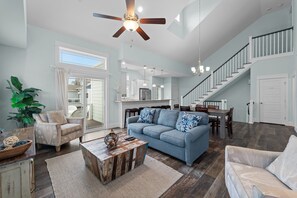 Fernseher, Tischfußball