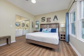 5 chambres, fer et planche à repasser, Wi-Fi gratuit, draps fournis