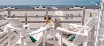 Beachlodge by the Sea | Honeymoon suite on the beach